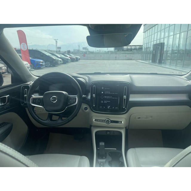 VOLVO-XC40-1.5 T5 262HP RECHARGE R-DESIGN EXP. DCT - 3